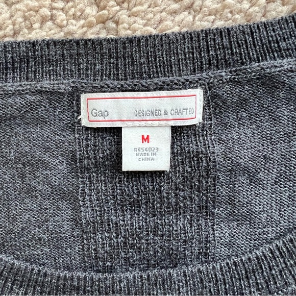 GAP merino wool crew neck sweater - Picture 3 of 8